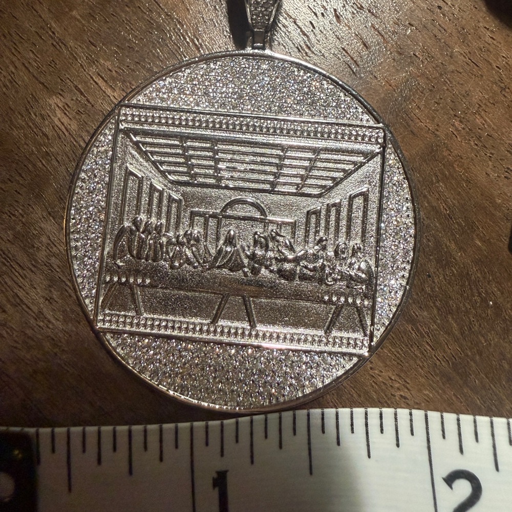 925 Silver Pendant with Last Supper Design - Picture 5 of 6